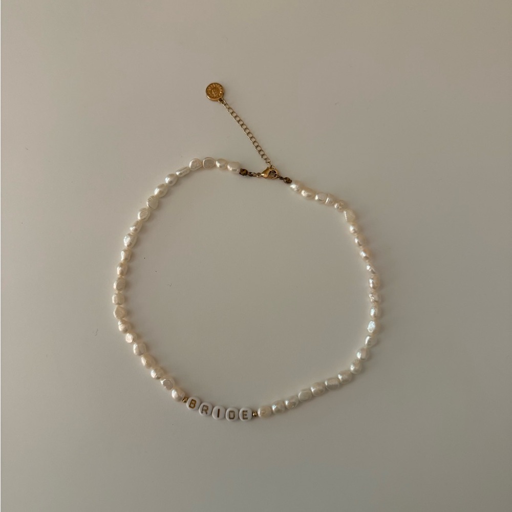 Elegant Pearl Bride Necklace